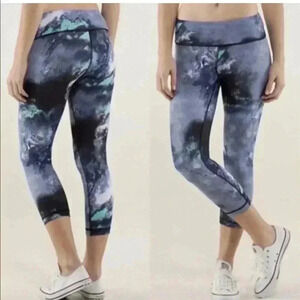 Lululemon wonder under crop